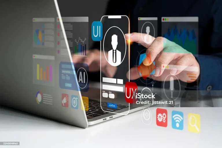 a person working with analitycs and online tools by freelance digital marketer in kannur